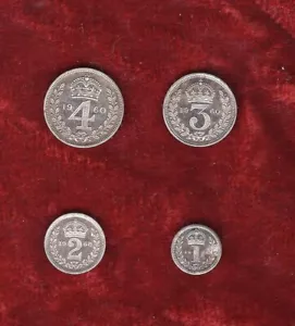 1960 Elizabeth II Maundy Money set - British Silver Coins - in red maundy box - Picture 1 of 3