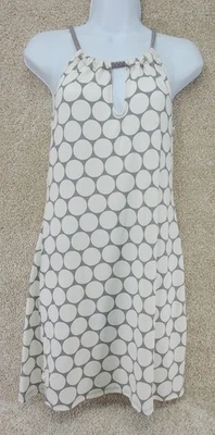Vestido halter a lunares GUESS talla mediana gris blanco ojo de cerradura frontal Foto 1 de 4