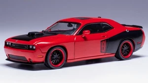 Modellino auto scala 1:43 Ixo DODGE CHALLENGER SRT8 RED diecast modellismo st... - Foto 1 di 1