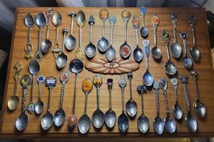37 Commemorative Silver Plated A Few Stainless Vintage Spoons All Different - Picture 1 of 6