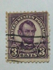 Lincoln Stamp - Picture 1 of 2