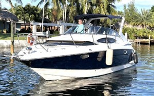 2006 Regal 3060 Window Express w/ Twin Volvo Penta 5.0 GXI 270HP (325 Hours)