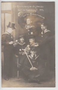 Flensburg Marine Matrosen German marines male Foto 1916 Mängel AK Nadellöcher - Picture 1 of 2