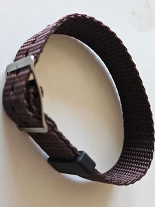 18mm - Brown One-Piece Nylon Watch Strap ( Silver Buckle / 9.5 Inches Long ) - Picture 1 of 4
