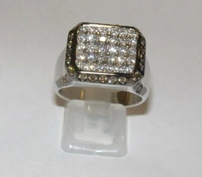 Anillo de compromiso clásico sólido de plata de ley 925 para hombre con circonita cúbica brillante de 2,10 quilates Foto 1 de 4