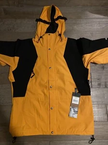 The North Face 1994 RETRO MOUNTAIN FUTURE LIGHT PARKA JACKET Unisex Small S GOLD - Picture 1 of 4