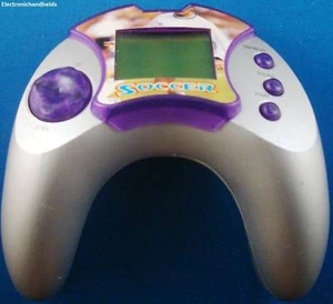 ★★★ ELECTRONIC HANDHELD SOCCER TRAVEL TOY LCD GAME ★★★ - Picture 1 of 1