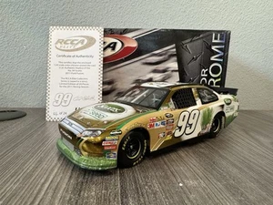 DIN #1 2011 Carl Edwards #99 Scotts's Elite Color Chrome 1:24 azione NASCAR nuovo con scatola - Foto 1 di 13