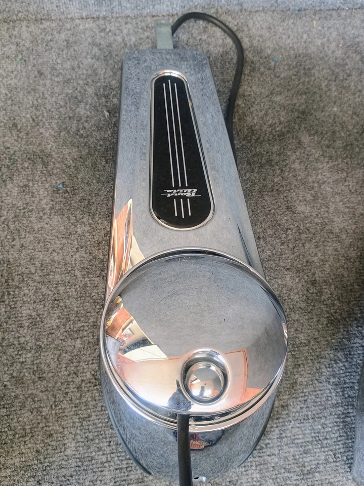 OEM HARLEY DAVIDSON 2008-23 ROAD GLIDE DASH CONSOLE COVER LID CHROME 69214-08 Foto 1 de 4