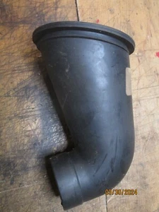 FERGUSON TO-30 RUBBER AIR INLET HOSE 823074M1 NEW AFTERMARKET - Picture 1 of 4