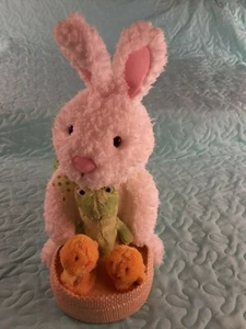 HALLMARK ANIMATED EASTER PLUSH BUNNY, FROG, CHICKS SING THE HOP MOTION & SOUND - Picture 1 of 12
