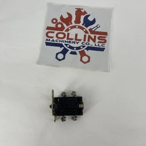 CR2940U201 GENERAL ELECTRIC GE CR2940U201 Max Volts 600 Heavy Duty Switch New - Picture 1 of 8