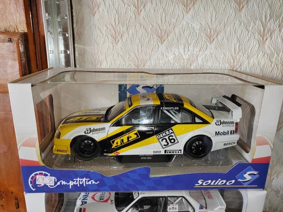 1/18 Boxed Model Solido S1809702 Carlton Omega Evo 500 DTM 1991 - Image 1 of 1