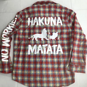 Camisa Cakeworthy Disney Rey León Para Hombre Grande A Cuadros Manga Larga Abotonada Hakuna - Imagen 1 de 8