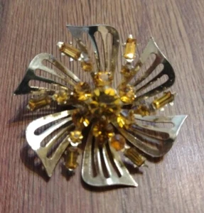 Vtg CORO Brooch Pin Starburst Sun Floral Citrine Rhinestone Gold Prong Signed - Picture 1 of 5