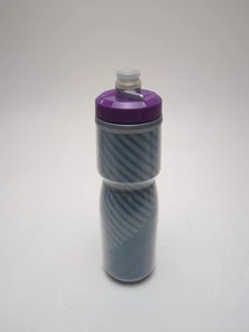 Botella de agua Camelbak Podium aislada 24 oz - azul púrpura - Imagen 1 de 5