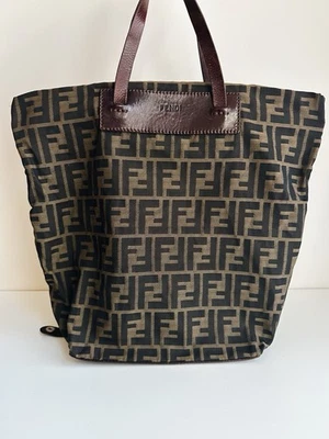 Auténtico Bolso de Mano FENDI Zucca Jacquard Plegable Shopper Foto 1 de 4