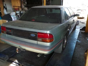 FORD FALCON EA 02/1988-08/1991 RIGHT TAILLIGHT SEDAN - Picture 1 of 6
