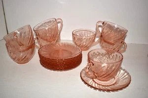 Lote de 8 tazas platillos Arcoroc Rosaline rosa remolino óptico elegante cristal Francia - Imagen 1 de 4