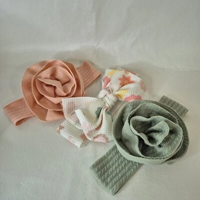 3 Pequeñas Diademas No Elásticas Cinta Decoración Arco Flor Linda Floral Muñeca De Gran Tamaño Foto 1 de 3