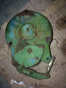 VINTAGE JOHN DEERE 1010 RU TRACTOR- RH BRAKE HOUSING - Picture 1 of 2