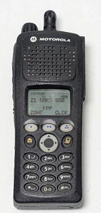Motorola PRC-153 XTS2500 Model 3 UHF (380-470 MHz) P25 Digital AES-256 FPP - Zdjęcie 1 z 12