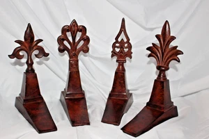 Juego de 4 topes de puerta de hierro fundido Fleur De Lis diferentes | cuña decorativa para tope de puerta - Imagen 1 de 13