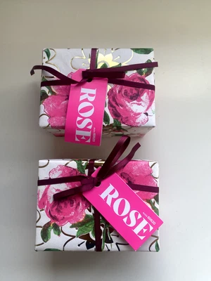 LUSH Set de Regalo Perfumado Rosa Acondicionador Corporal y Gel de Ducha Paquete x 2 Nuevo Foto 1 de 3