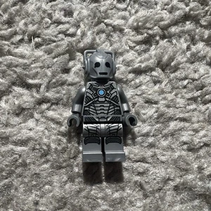 LEGO - CYBERMAN - MINIFIGURE FROM DOCTOR WHO 2015 71238 Fun Pack Rare Retired - Picture 1 of 2