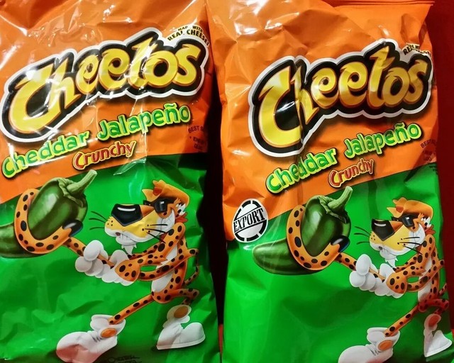 Frito Lay Cheetos Crunchy - Salgadinho Sabor Cheese Importado