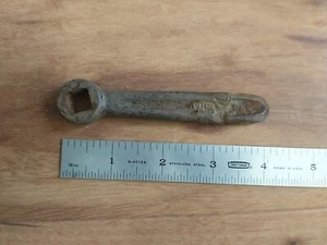 No. vintage Llave de poste de torno de herramienta cuadrada 985 3/8 - Imagen 1 de 3