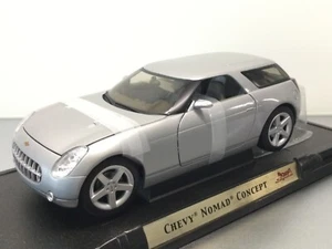 ** RoadSignature 1:18 Chevy Nomad Concept Silver Art. Nr: 92668 - Picture 1 of 8