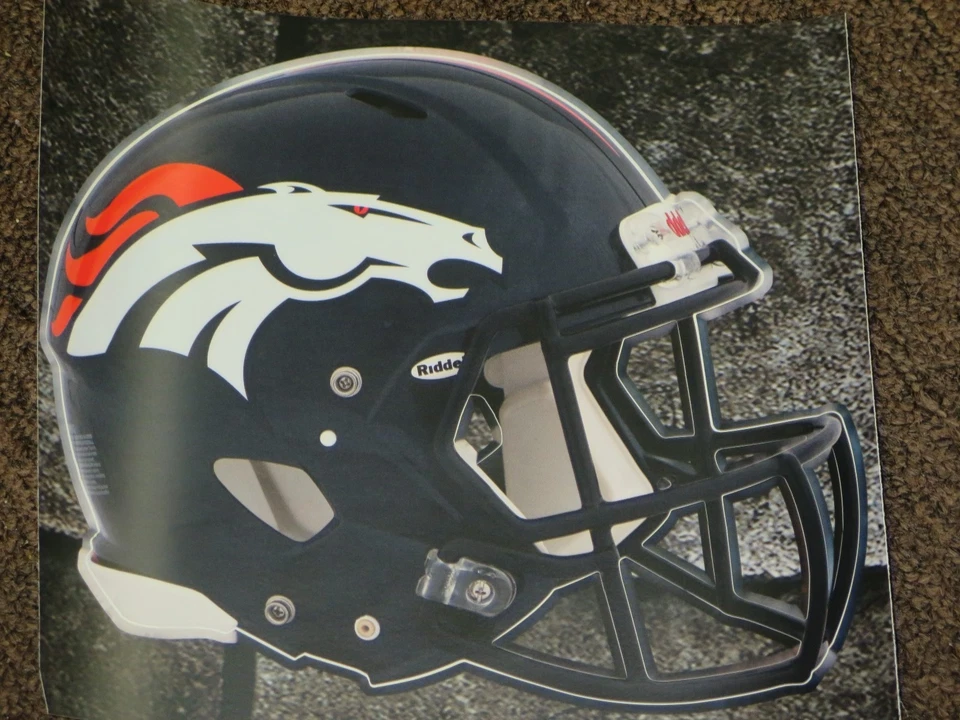 CASCO DENVER BRONCOS NFL Fathead gráficos de pared 11" x 9" (póster/pegatina) Foto 1 de 1