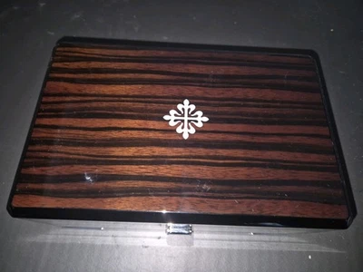 Patek Philippe Uhrenbox – Original – Hochwertiges Holzfinish - Bild 1 von 4