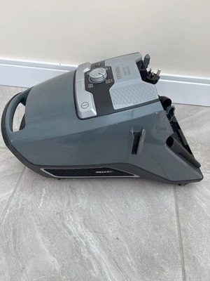 Miele Blizzard CX1 Powerline Cat &Dog Powerline Model  Motor Body ONLY Excellent - Image 1 of 4