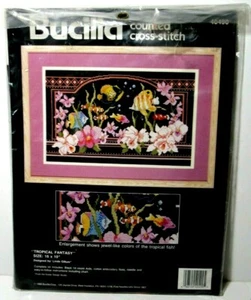 Vintage Bucilla Kreuzstich-Set Tropical Fantasy Fisch Aquarium 40490 Neu aus altem Lagerbestand 1990  - Bild 1 von 6