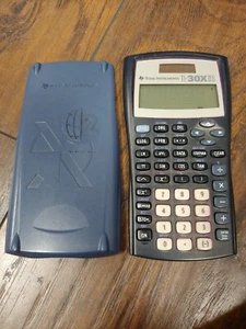 Texas Instruments TI-30X IIS Scientific Calculator w/Cover Tested - Picture 1 of 4