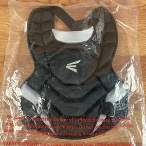 Easton BLACK MAGIC 2.0 Catchers Chest Protector Size Junior Youth - Baseball - Picture 1 of 5