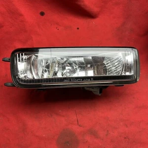 NISSAN ELGRAND E50 05/1997-07/2000 FRONT FOG LIGHT RH RIGHT LOWER TRIM PARKER - Picture 1 of 6