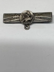 Broche broche puntería American Eagle y rifle cruzado de colección sin nombre - Imagen 1 de 5