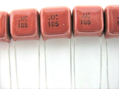 6 X - 1uF @ 50V (5%) - (PANASONIC ECQ-V) - полиэстер пленка (аудио) конденсатор #112 - Изображение 1 из 3