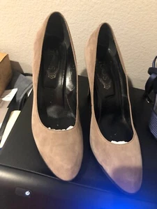 TOD'S beigegraue Wildleder-Pumps konischer Absatz EUR41/US11 Einzelhandel $ 590+ - Bild 1 von 5