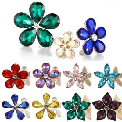 2pz Toppe da Cucito Cristallo Strass Metallo Fiori Applicazioni Abbellimenti - Immagine 1 di 4