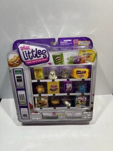 Real Littles Shopkins Playset New Vending Machine 16 Pieces - Picture 1 of 9
