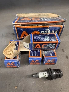 NOS AC 26 Spark Plug 1914-1927 Ford Model T Maytag 92 Chevrolet Oldsmobile 8N 9N - Picture 1 of 5