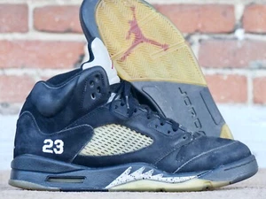 Jordan V Gr. 11,5 Black/Metallic Silver - Air Retro 5 2011 Met Red 3M 136027-010 - Bild 1 von 24