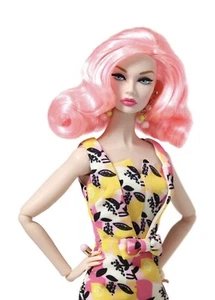 Integrity Toys Pink Lemonade Poppy Parker W Club Upgrade Dressed Doll NRFB - Picture 1 of 3