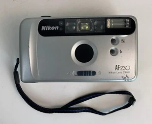 Nikon AF 230 35mm Film Point And Shoot Camera Silver Tested - Picture 1 of 12