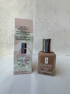 Clinique Superbalanced Makeup Foundation - 08/CN 62 Porcelain Beige - 1oz/30ml - Bild 1 von 4
