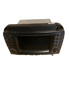Unidad principal radio/CD/DVD GPS Mercedes-Benz CL C215 2004 A2208205889 AGR34797 - Imagen 1 de 11